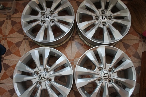 ขายล้อแม็กซ์ HONDA CITY ขอบ 15