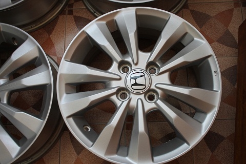 ขายล้อแม็กซ์ HONDA CITY ขอบ 15 ขายล้อแม็กซ์ HONDA CITY ขอบ 15