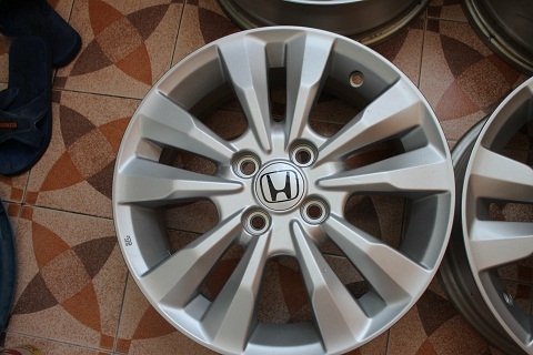 ขายล้อแม็กซ์ HONDA CITY ขอบ 15 ขายล้อแม็กซ์ HONDA CITY ขอบ 15