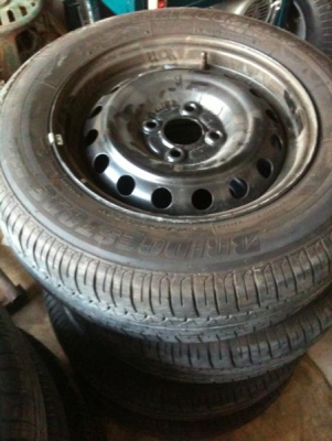 ขายยาง ขอบ 14 ยางปี 2013 ขนาดยาง 175/70/14 ขายยาง ขอบ 14 ยางปี 2013 ขนาดยาง 175/70/14