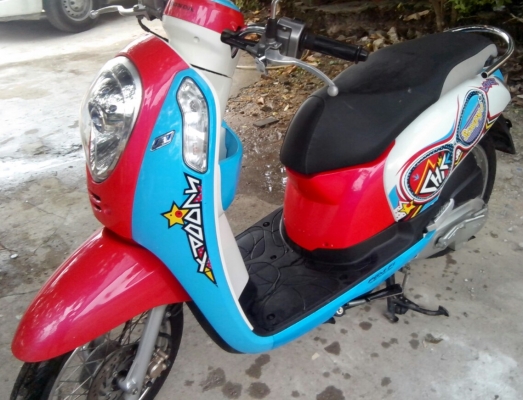 ขายสกุปปี้ไอตัวใหม่หลุดจำนำป้ายแดงคับขาย13900สนใจ0853647170