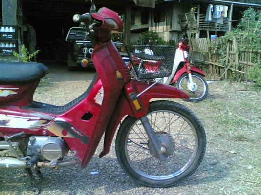 ขาย ดรีมทูหรือดรีมExcess เล่มทะเบียนพร้อมโอนเครื่องสมบูรณ์เก็บสติ๊กเกอร์ใหม่เปลี่ยนท่ออีกนิดสวยเลย