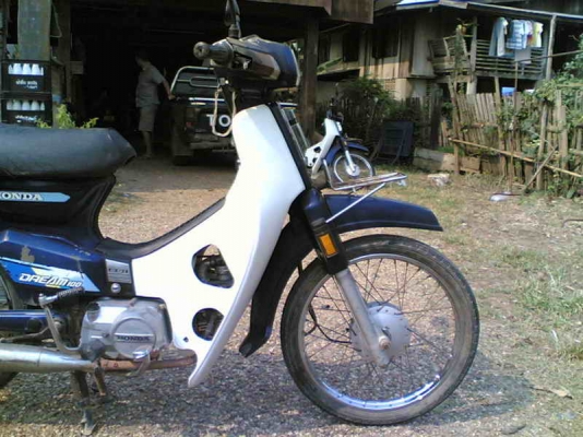 ายดรีมคุรุ เล่มทะเบียนพร้อมโอนเครื่องสมบูรณ์รถพร้อมใช้งานอะไหร่เดิมติดรถครบ