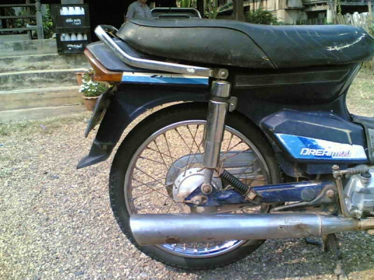 ขายดรีมคุรุ เล่มทะเบียนพร้อมชุดโอนเครื่องดีอะไหร่เดิมติดรถครบรถพร้อมใช้งานตำหนิบังลมแตก