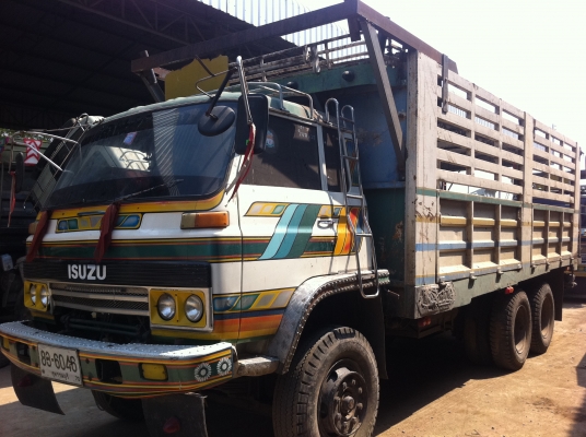ขายรถบรรทุก 10 ล้อ (หัวลากคัสซี) ISUZU หัวยาวปรับปรุง เครื่อง EH700 168 แรงม้า ทะเบียนพร้อมโอน ราคาต่อรอง