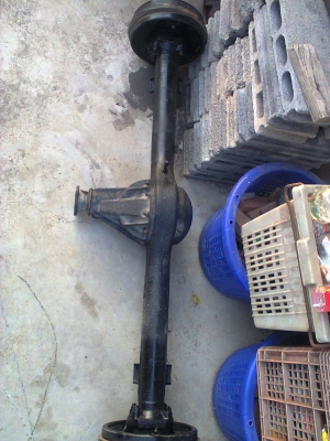 เพลาท้ายพร้อมเฟืองท้ายISUZU-TFR เดิมๆพร้อมใช้งาน