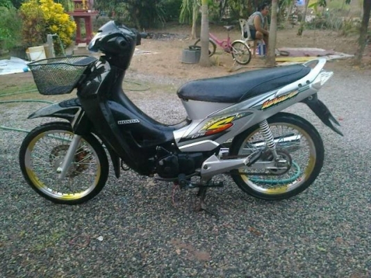 เวฟ 125 ปี 48 กุญแจใหญ่ ทะเบียนพร้อมโอน  จ.พิจิตร