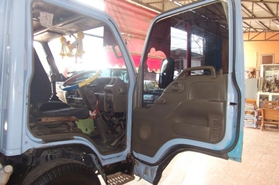 ฝากขายรถ 6 ล้อดัมพ์ IZUSU NPR 120 แรง ขอขอบคุณทีมงาน Truck2Hand ครับ ฝากขายรถ 6 ล้อดัมพ์ IZUSU NPR 120 แรง ขอขอบคุณทีมงาน Truck2Hand ครับ