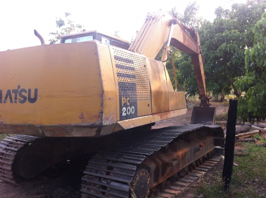 ขายด่วนแบคโฮKOMATSU PC200 รุ่น5 เก่านอก