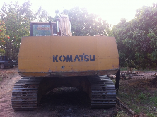 ขายด่วนแบคโฮKOMATSU PC200 รุ่น5 เก่านอก