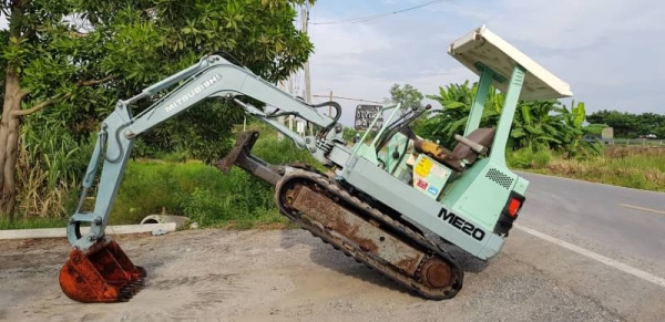 ขายด่วนรถแบคโฮมิสูบิชีMS20รุ่นยอดนิยมเต่ากระต่ายสวยๆเครื่องK3E84เครื่องดีปั่มแรงรถนอกเพิ่งนำเข้ามาใหม่ยังไม่เคยใช้งานในเมืองไทยเลย