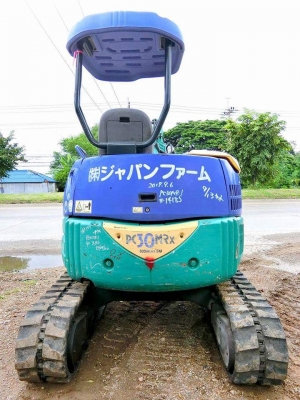 ขายรถขุด ยี่ห้อ: KOMATSU แบบ: PC30MR-1 ราคา 400,000 บาท (ต่อรองได้) เครื่อง3สูบ คอนโทนสั้น ปั้มนิ้ว สภาพเดิมๆจากญี่ปุ่น การใช้งานชม5011 ชม. แทรกยาง ช่วงล่างแน่น รถเก่านอกแท้ญี่ปุ่น  มีเอกสารใบอินวอย ไม่เคยใช้งานในไทย100\% รถพร้อมใช้งาน   สนใจติดต่อ  โทร :