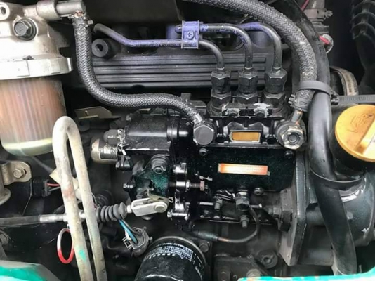 ขายรถขุด ยี่ห้อ: KOMATSU แบบ: PC30MR-1 ราคา 400,000 บาท (ต่อรองได้) เครื่อง3สูบ คอนโทนสั้น ปั้มนิ้ว สภาพเดิมๆจากญี่ปุ่น การใช้งานชม5011 ชม. แทรกยาง ช่วงล่างแน่น รถเก่านอกแท้ญี่ปุ่น  มีเอกสารใบอินวอย ไม่เคยใช้งานในไทย100\% รถพร้อมใช้งาน   สนใจติดต่อ  โทร :