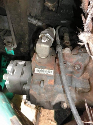 ขายรถขุด ยี่ห้อ: KOMATSU แบบ: PC30MR-1 ราคา 400,000 บาท (ต่อรองได้) เครื่อง3สูบ คอนโทนสั้น ปั้มนิ้ว สภาพเดิมๆจากญี่ปุ่น การใช้งานชม5011 ชม. แทรกยาง ช่วงล่างแน่น รถเก่านอกแท้ญี่ปุ่น  มีเอกสารใบอินวอย ไม่เคยใช้งานในไทย100\% รถพร้อมใช้งาน   สนใจติดต่อ  โทร :