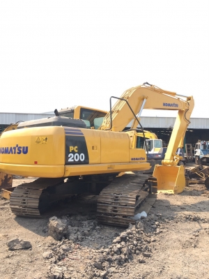 ขาย Komatsu pc200-8 เครื่องปั๊มดี เอวแนนเก็บสีใหม่