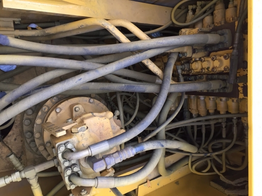 ขาย Komatsu pc200-8 เครื่องปั๊มดี เอวแนนเก็บสีใหม่