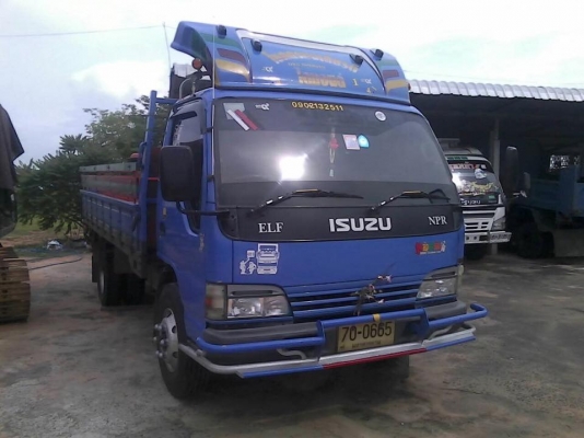 ขายรถบรรทุก 6ล้อ 130แรง ปี47 ราคา500,000 สนใจโทร 090-8588220 093-3258446 www.narong2truck.com www.tr