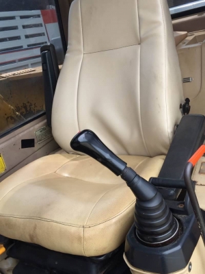 CAT320V-2 รถสวย ปั้มดี เอวดี ไฟฟ้าครบ โช่เตม เครื่องดี เฟรมสวยๆ