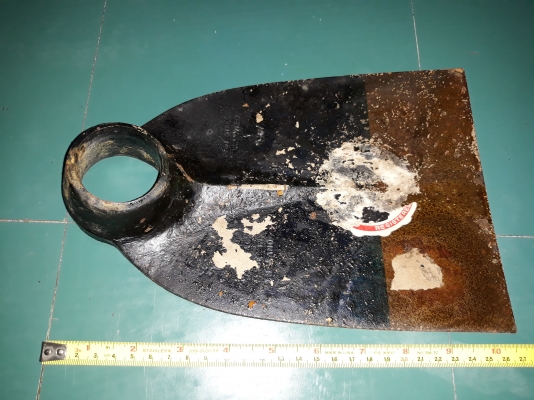 ขายจอบหูกลมตราวัว MADE IN ENGLAND.