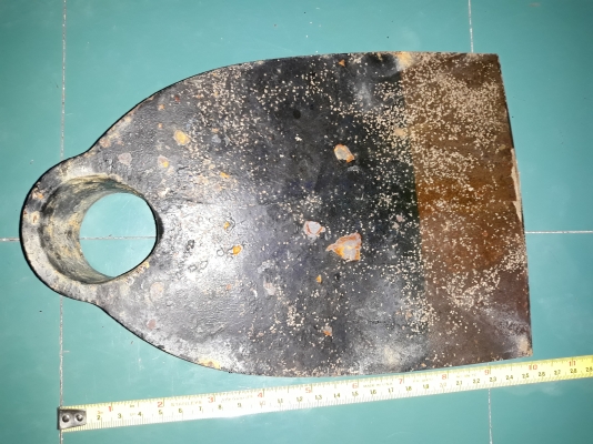 ขายจอบหูกลมตราวัว MADE IN ENGLAND.