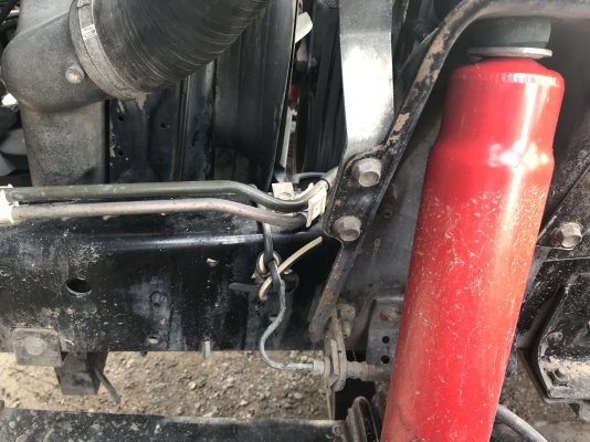ขายรถ6ล้อISUZU NQR140แรงโทโบ หัวน้ำเงินไฟทับทิมแท้ ยูโร2จดปี47 ตู้แห้งประตู10บานยาว5.60เมตร