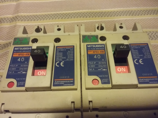 เบรกเกอร์ mitsubishi 3pole 40A. Japan เบรกเกอร์ mitsubishi 3pole 40A. Japan