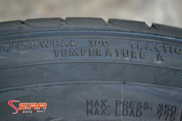 FALKEN FK452 245/45R20 เส้นละ 3,900 บาทปี16