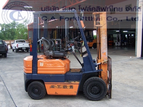 ขาย รถโฟล์คลิฟท์ TOYOTA รุ่น 5FD15