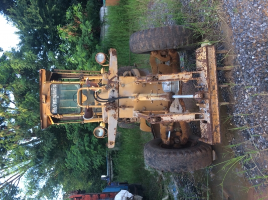 ขายรถเกรด KOMATSU ราคาถูก