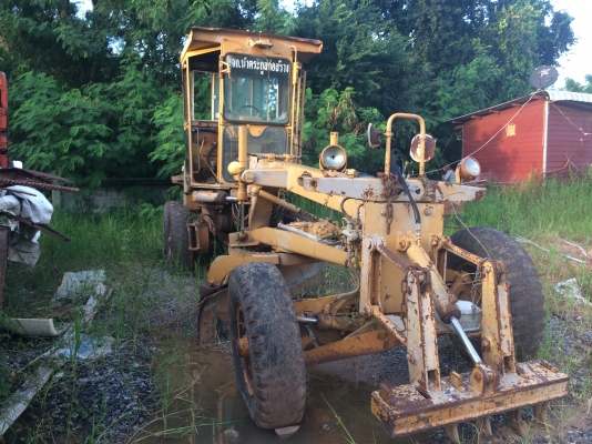 ขายรถเกรด KOMATSU ราคาถูก