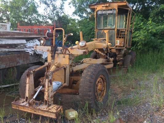 ขายรถเกรด KOMATSU ราคาถูก