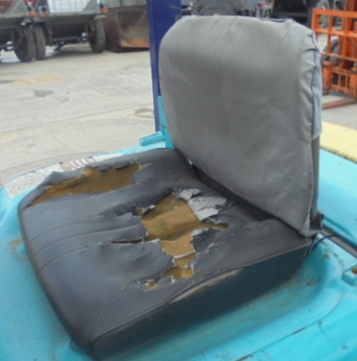 รถโฟล์กลิฟท์ KOMATSU FG15T-16 เก่าญี่ปุ่น รถโฟล์กลิฟท์ KOMATSU FG15T-16 เก่าญี่ปุ่น