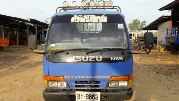 ISUZU. NKR 110. แรง เครื่องดี ครัชชีสวย เอกสารพร้อม