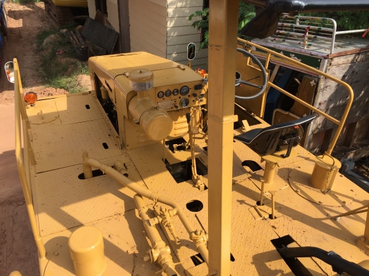 ขาย รถบด ล้อยาง 11 ล้อ หน้า 5 หลัง 6 ยี่ห้อ Mitsubishi รถพร้อมใช้งานเลยครับ สนใจติดต่อ 081-9652321