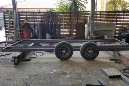 ต้องการขายเทรนเลอร์พ่วงรถไถ มีแบบดั้มและแบบไม่ดั้ม เพลาเดียว  หรือรับทำตามแบบได้