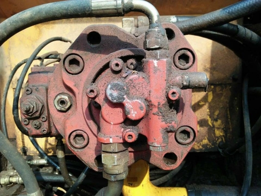 ขาย!! >>> Hyundai 210 รุ่น 7 6,000 ชั่วโมง 1,240,000 บาท เล่มทะเบียนพร้อม <<<