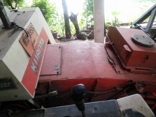 ขายตามสภาพ รถเกี่ยว คูโบต้า 68 แรง พร้อมเทเลอร์ ขายตามสภาพ รถเกี่ยว คูโบต้า 68 แรง พร้อมเทเลอร์