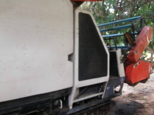 ขายตามสภาพ รถเกี่ยว คูโบต้า 68 แรง พร้อมเทเลอร์ ขายตามสภาพ รถเกี่ยว คูโบต้า 68 แรง พร้อมเทเลอร์