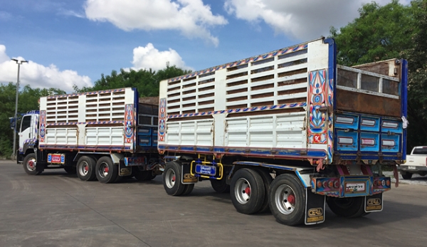 ฝากขายรถพ่วง DECA 360แรง ปลายปี 56 ดั้มพ์เกษตร ใส่ของได้ 30ตัน700กก. สภาพเดิมๆ