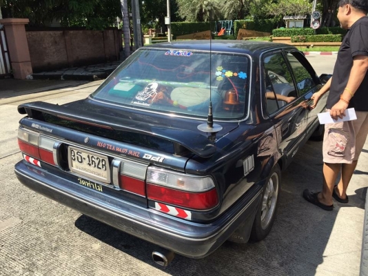 ยาง Bridgestone 31 10.5 R15 กลางปี14 ดอกเต็ม ใช้ยาว ราคาไม่แพง