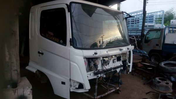 หัวรถบรรทุก ฮีโน่ เมก้า วิคเตอร์