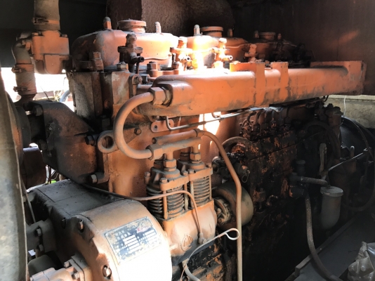 ขายรถแทรกเตอร์ล้อยาง สะภาพสวย มี 4 คัน ตามสะภาพราคา.135000 สนใจมาดูรถที่081-3531946 ต่อ.บางนา &amp; ไอน์ดีลาย รถอยู่ กทม บางนา