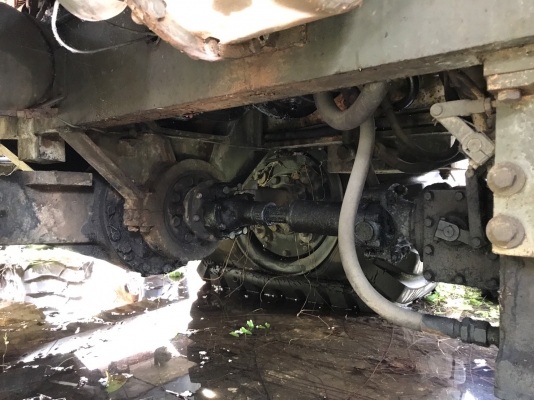 ขายรถแทรกเตอร์ล้อยาง สะภาพสวย มี 4 คัน ตามสะภาพราคา.135000 สนใจมาดูรถที่081-3531946 ต่อ.บางนา &amp; ไอน์ดีลาย รถอยู่ กทม บางนา