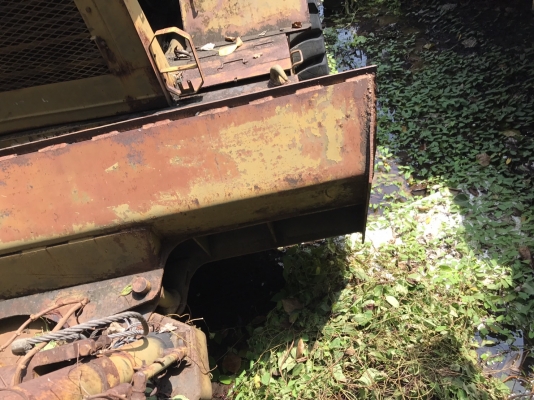 ขายรถแทรกเตอร์ล้อยาง สะภาพสวย มี 4 คัน ตามสะภาพราคา.135000 สนใจมาดูรถที่081-3531946 ต่อ.บางนา &amp; ไอน์ดีลาย รถอยู่ กทม บางนา