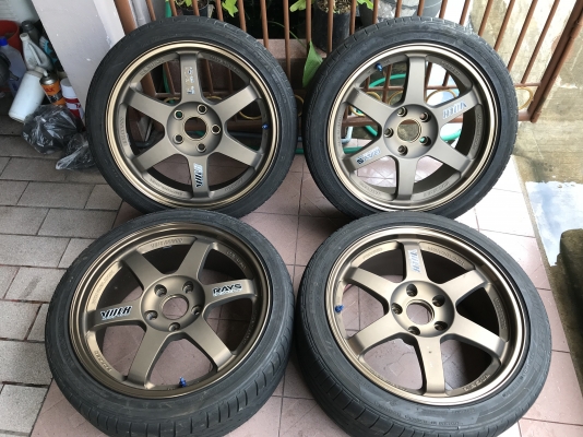 ล้อเเท้ TE 17หน้า7ครึ่งอ๊อฟ40หลัง8อ๊อฟ38สีเดิมๆไม่มีซ่อมหรือเก็บงานใดๆทั้งสิ้น