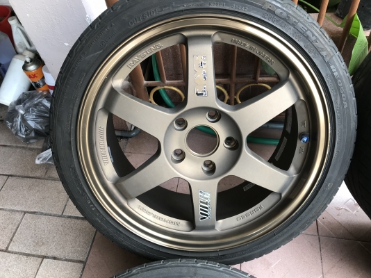 ล้อเเท้ TE 17หน้า7ครึ่งอ๊อฟ40หลัง8อ๊อฟ38สีเดิมๆไม่มีซ่อมหรือเก็บงานใดๆทั้งสิ้น