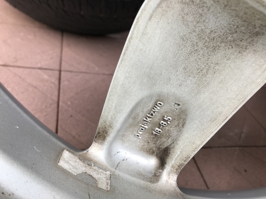 ล้อเเท้ PROJEKTZWO 18หน้า8ครึ่งหลัง10อ๊อฟ39 5รู112เก่านอกสภาพเดิมๆ