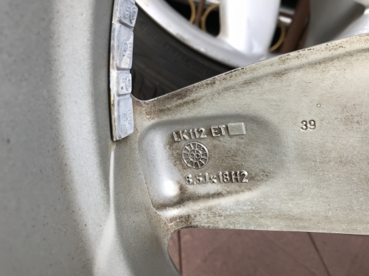 ล้อเเท้ PROJEKTZWO 18หน้า8ครึ่งหลัง10อ๊อฟ39 5รู112เก่านอกสภาพเดิมๆ