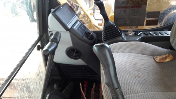 ขายโคมัสสุ PC200-8MO