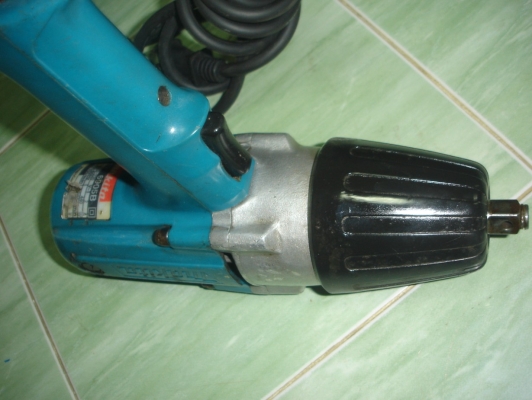 ขายบล็อคไฟฟ้า 4หุน MAKITA รุ่น 6905B